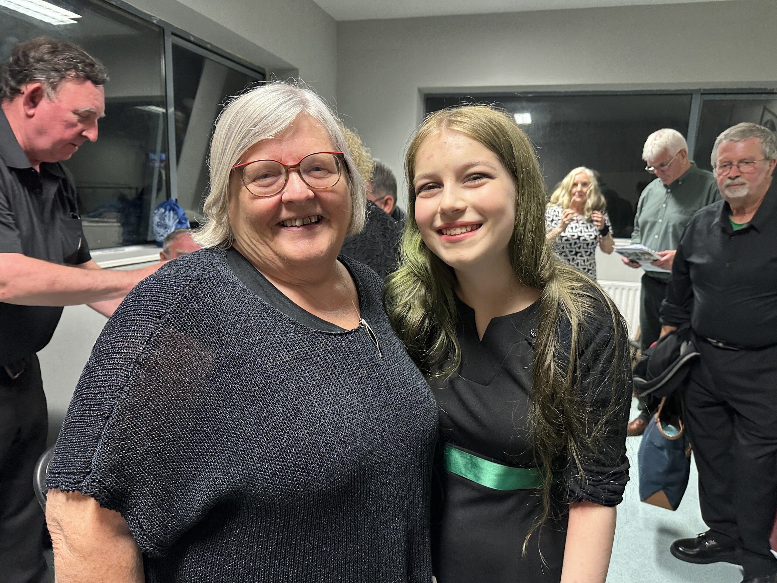 Geraldine Cotter with our u18 céilí band piano player, Rana.